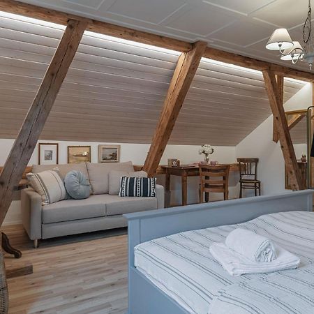 Gaestezimmer Im Dorfzentrum Rothenthurm Экстерьер фото